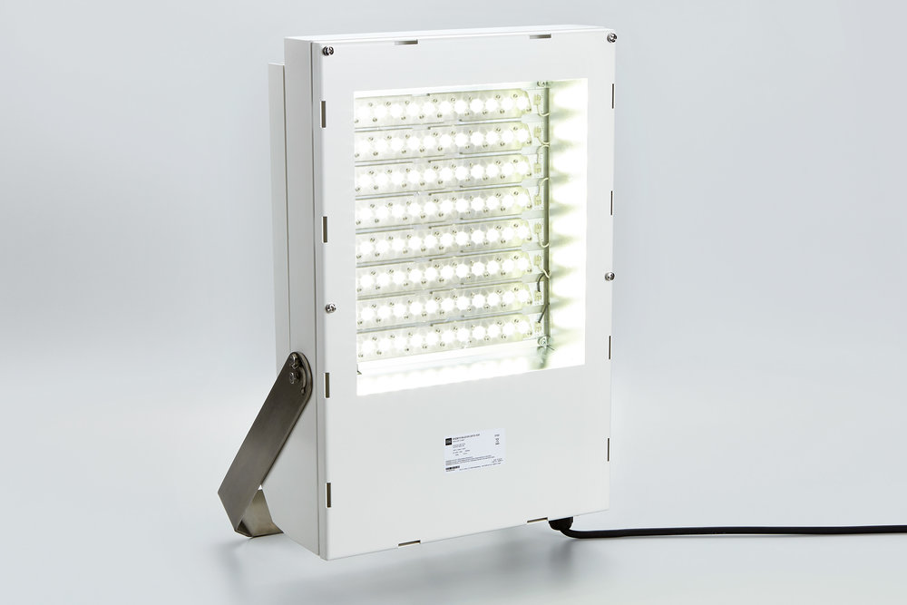 Nuovi Proiettori a LED versatili e robusti per impiego in zona ATEX